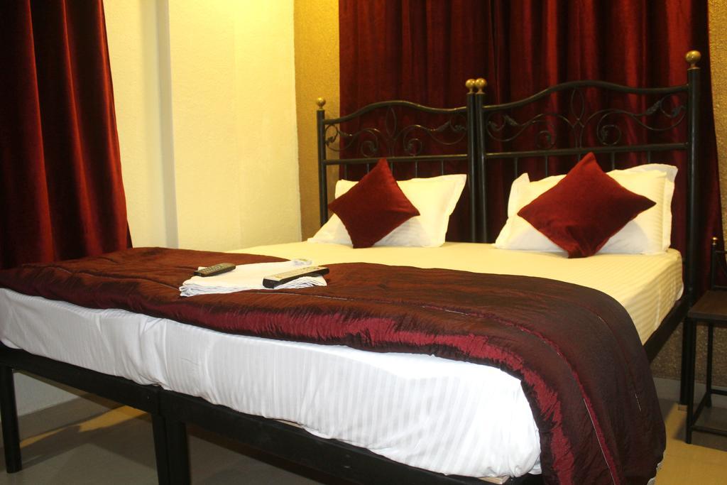Hotel Preetam Aurangabad Exteriér fotografie