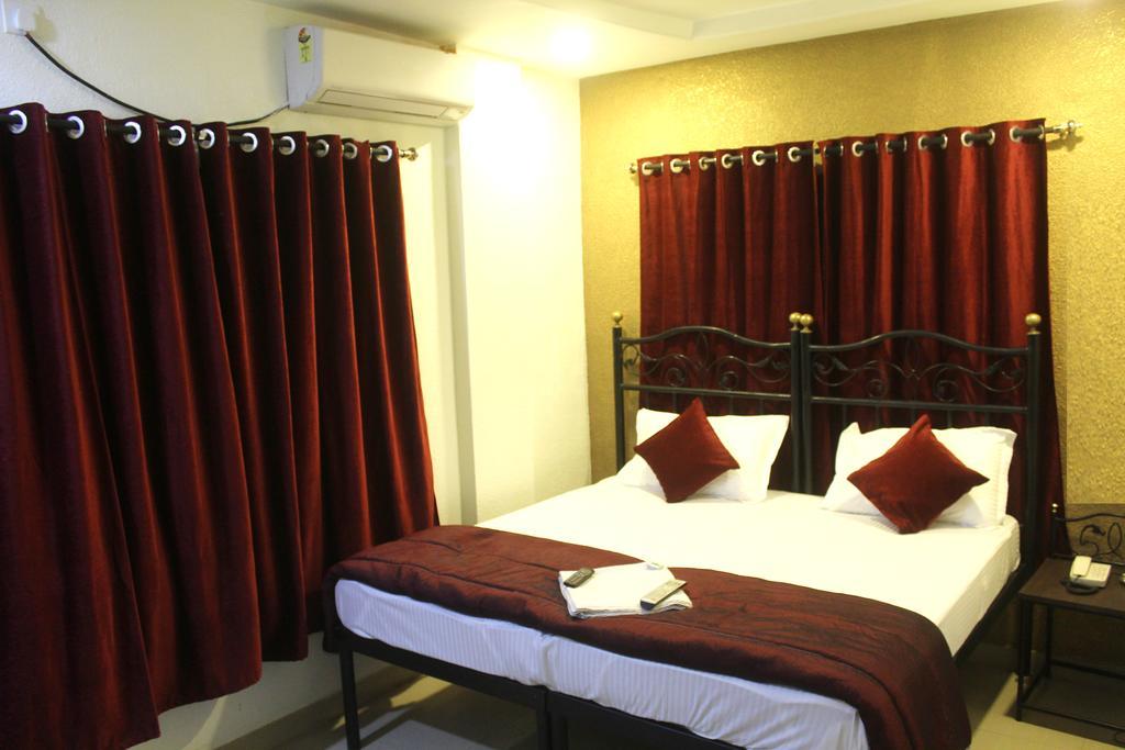 Hotel Preetam Aurangabad Pokoj fotografie