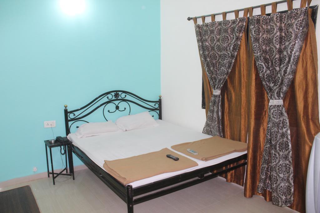 Hotel Preetam Aurangabad Pokoj fotografie