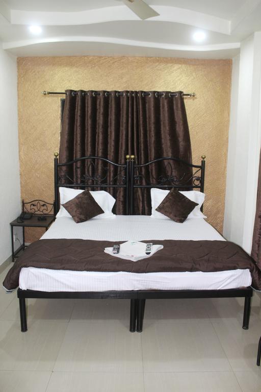 Hotel Preetam Aurangabad Pokoj fotografie