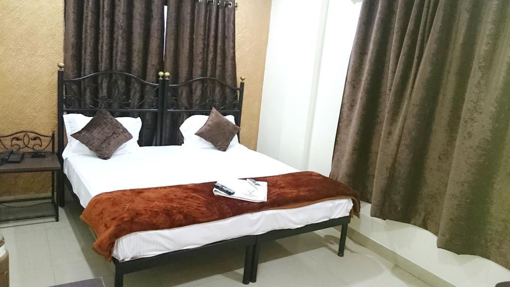 Hotel Preetam Aurangabad Pokoj fotografie